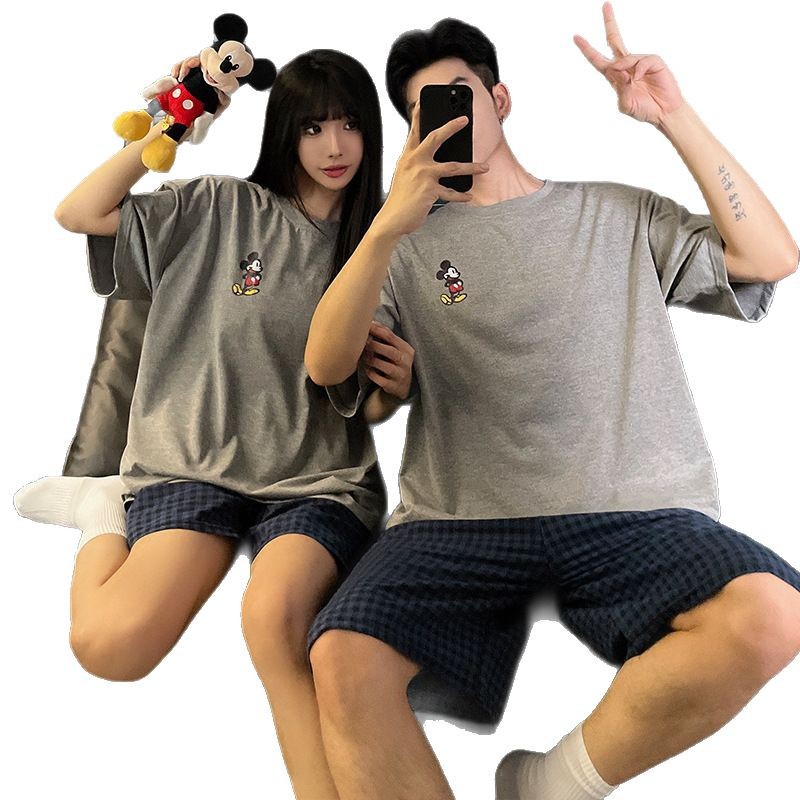 Japón Mickey pareja pijama de mujer verano algodón de manga corta 2025 nuevo conjunto de ropa de casa de dibujos animados para hombres