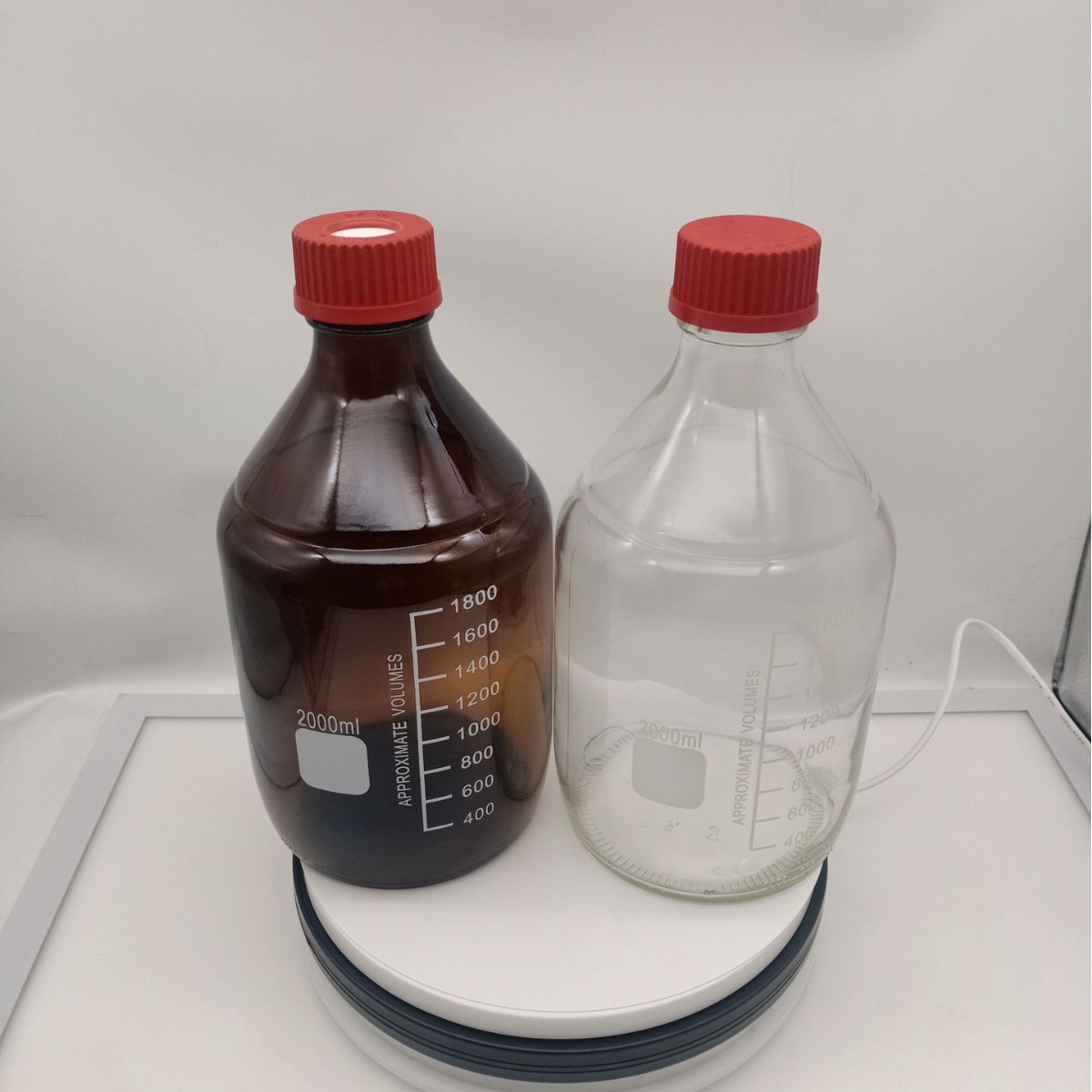 2000ml棕色螺口耐高温试剂瓶 GL45耐强酸碱 耐有机溶剂密封试剂瓶