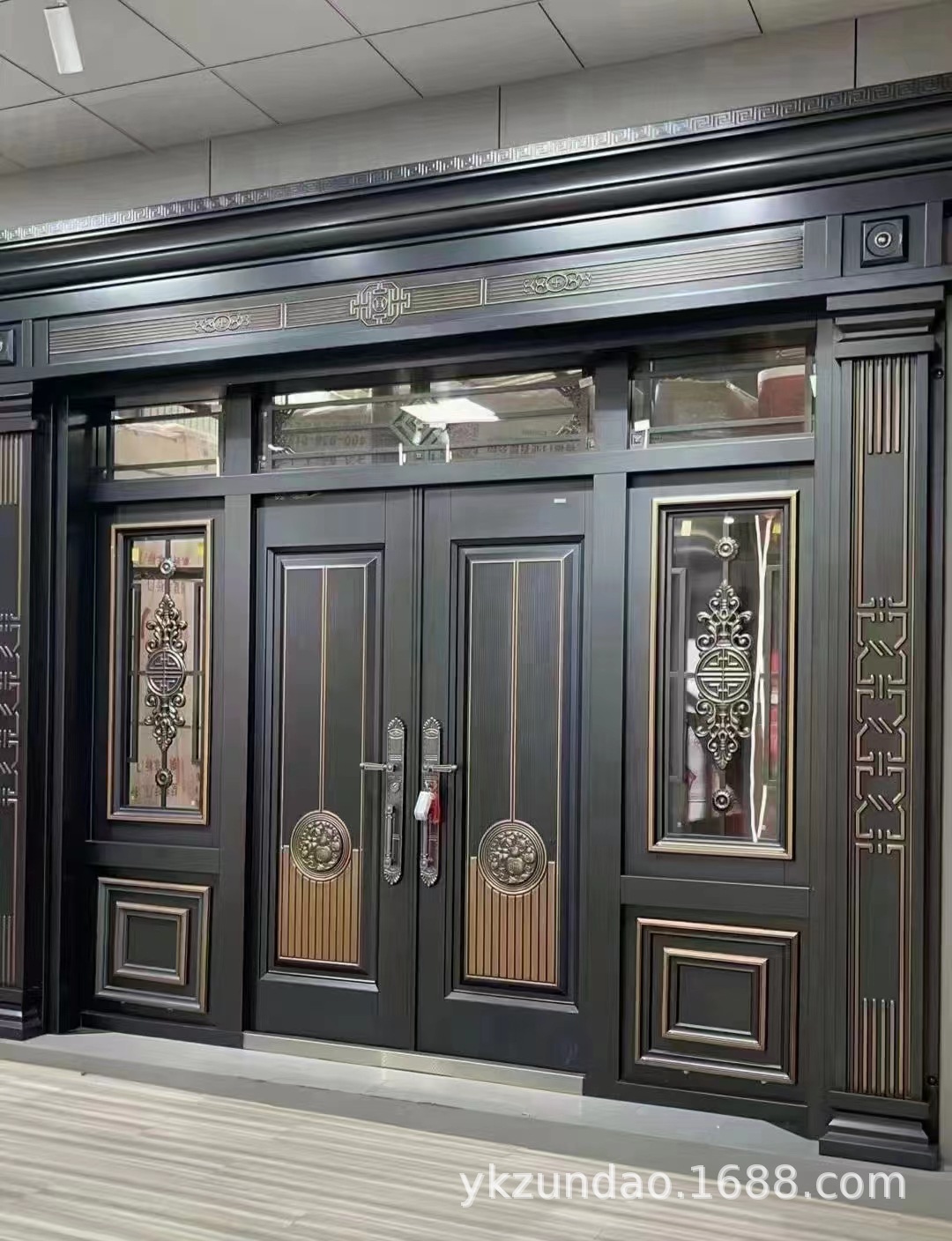 锌合金四开别墅玻璃大门