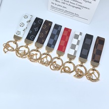 新款花皮高档汽车钥匙扣腰挂车用男女金属钥匙圈环挂件汽车用品