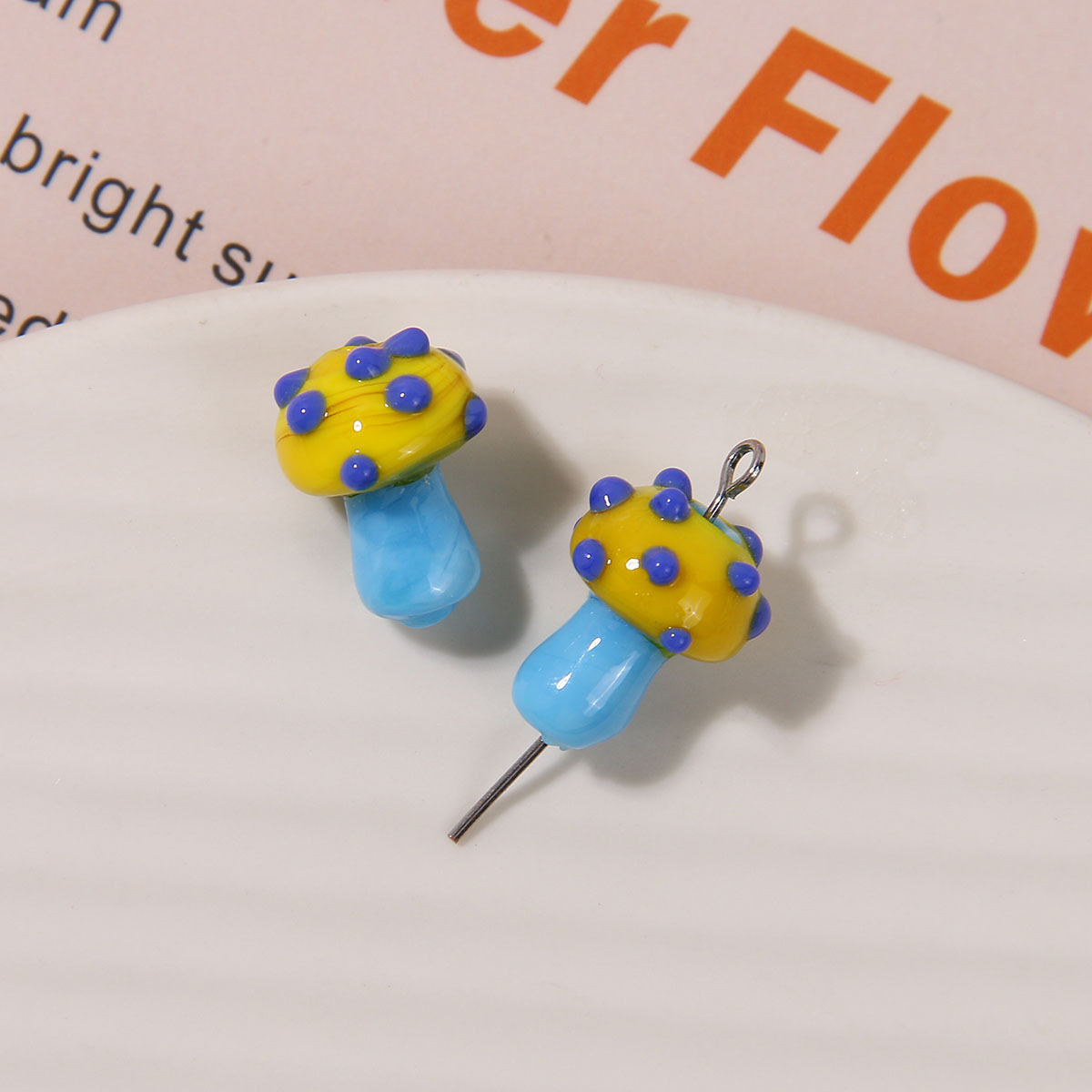 3g Weight Beads Jewelry Making Type 16*12mm Jewelry Making Size DIY Jewelry Accessories Classification 1 Piece Quantity glass Material Mushroom Pattern Polishing Design Casual, Sweet, Simple Style Style 1 Piece 16*12mm Glass Mushroom Beads 14
