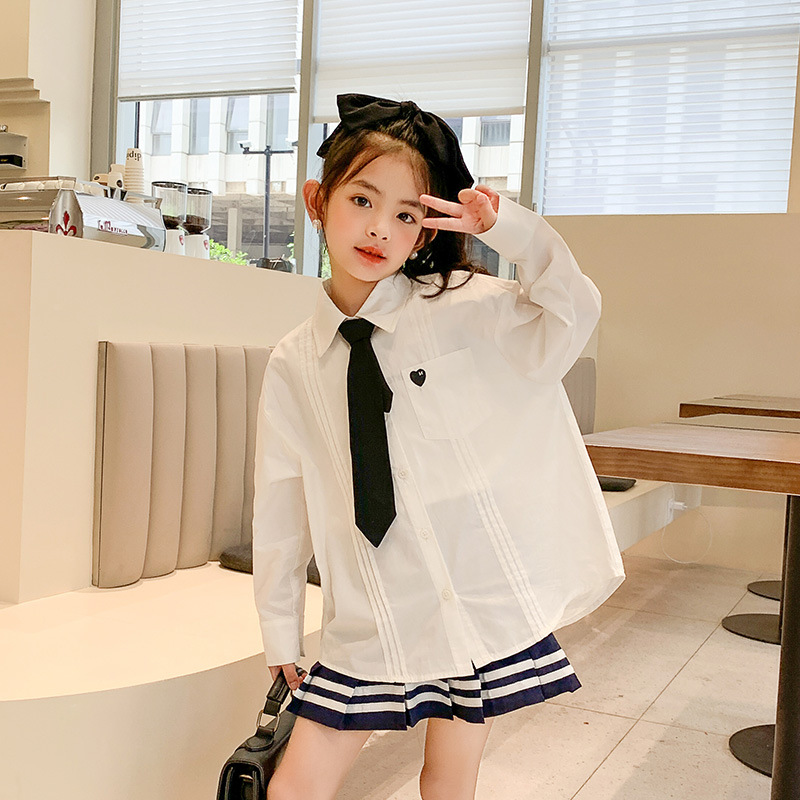 Ropa para niños primavera 2023 nueva camisa de manga larga estilo universitario para niñas estilo coreano camisa de solapa de estilo occidental para niños medianos y grandes