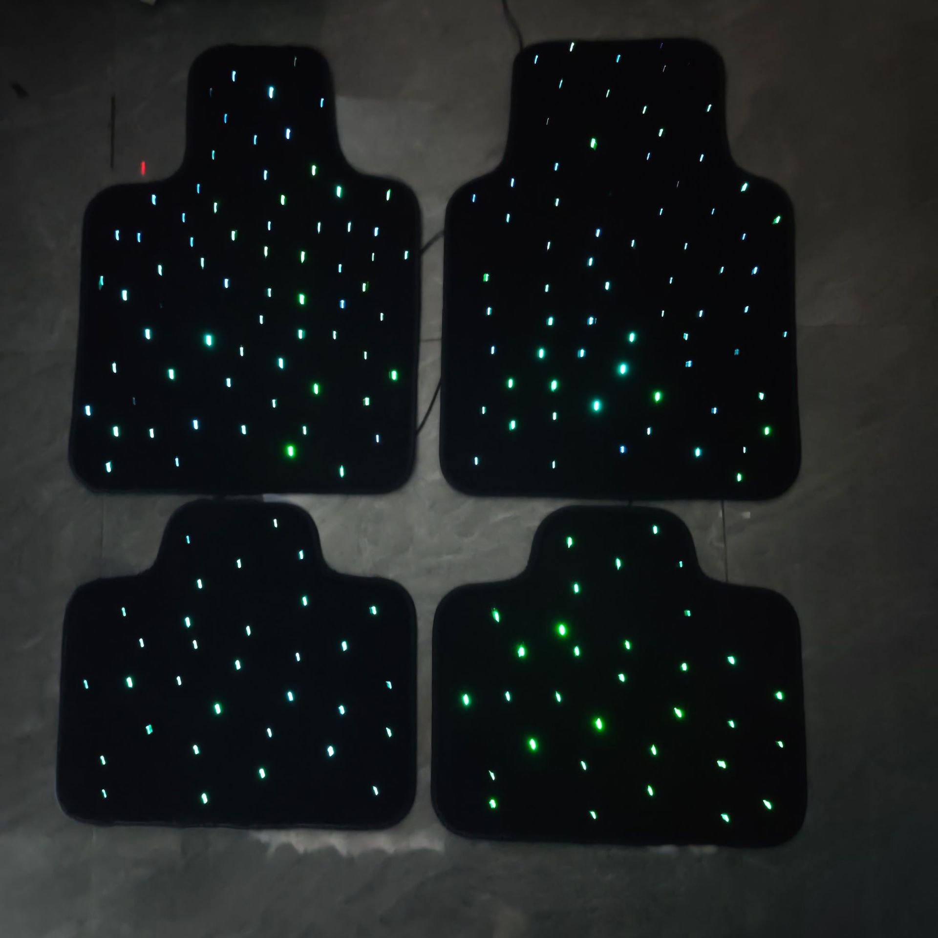 Cross-border supply LED starlight car floor mats with multi-color flashing ambient lighting, APP-adjustable lighting, luminous car floor mats