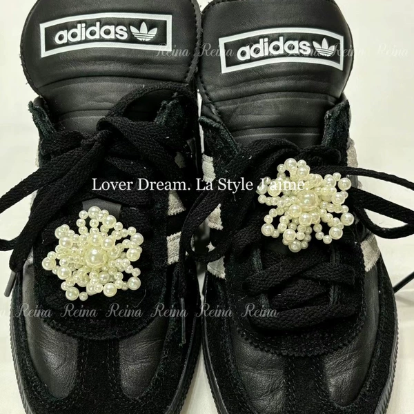 No. 6 Flower blogger same style with shoe buckle