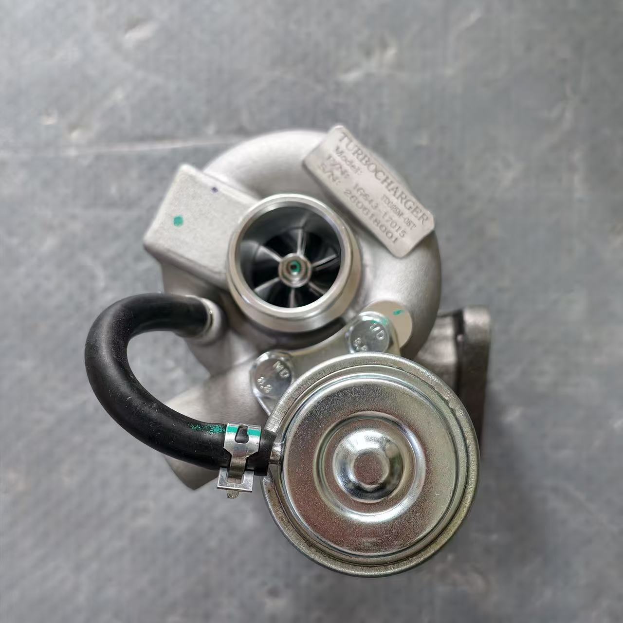 Kubota Turbocharger 1E038-170121E038-170161G643-1701549173-03410