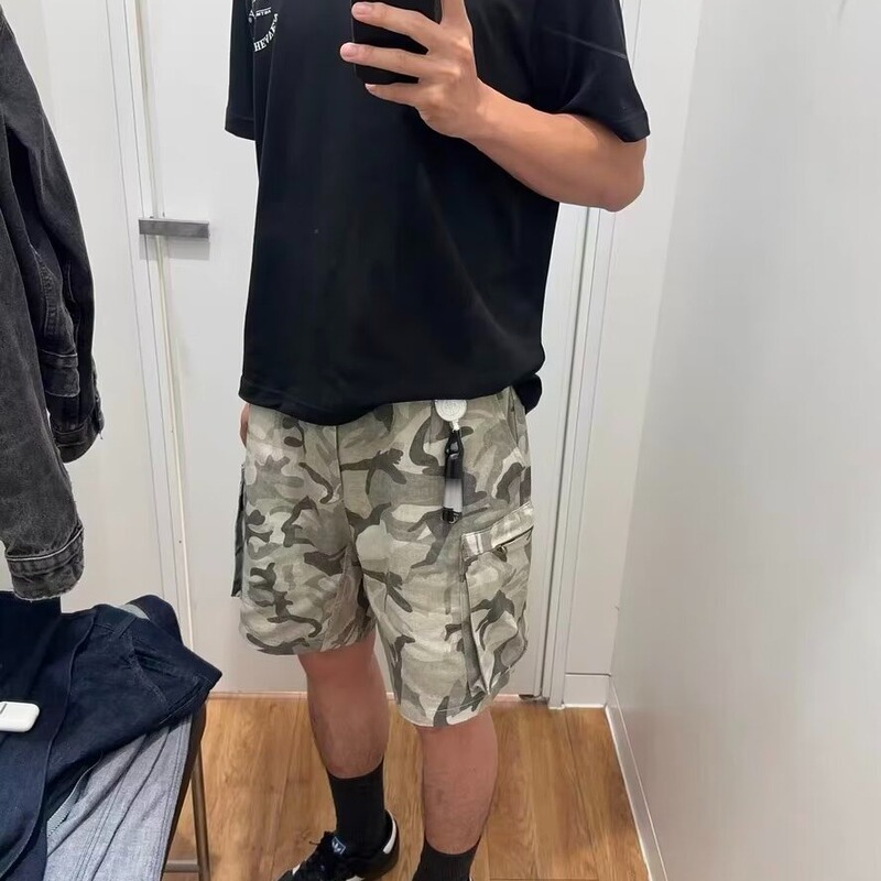 Camouflage Silhouette Accordion Pocket Cargo Shorts for Men and Women, Summer Loose Trendy Street Design Niche Style Knee-Length Shorts