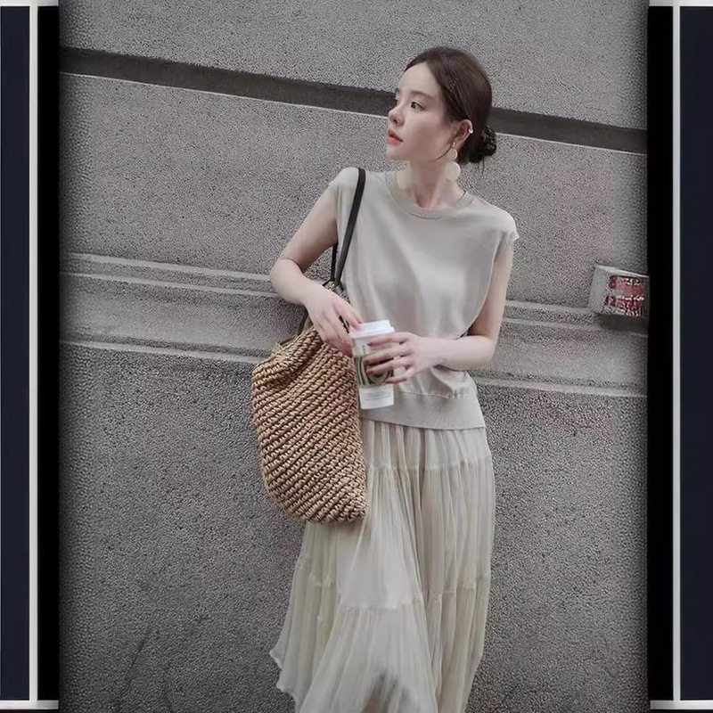 Zhengqite Clothing/Summer Care: Cool and Smooth 18-Needle Craftsmanship Off-Shoulder Knitted Pullover Zhengqite Clothing/Summer Care: Cool and Smooth 18-Needle Craftsmanship Off-Shoulder Knitted Pullover