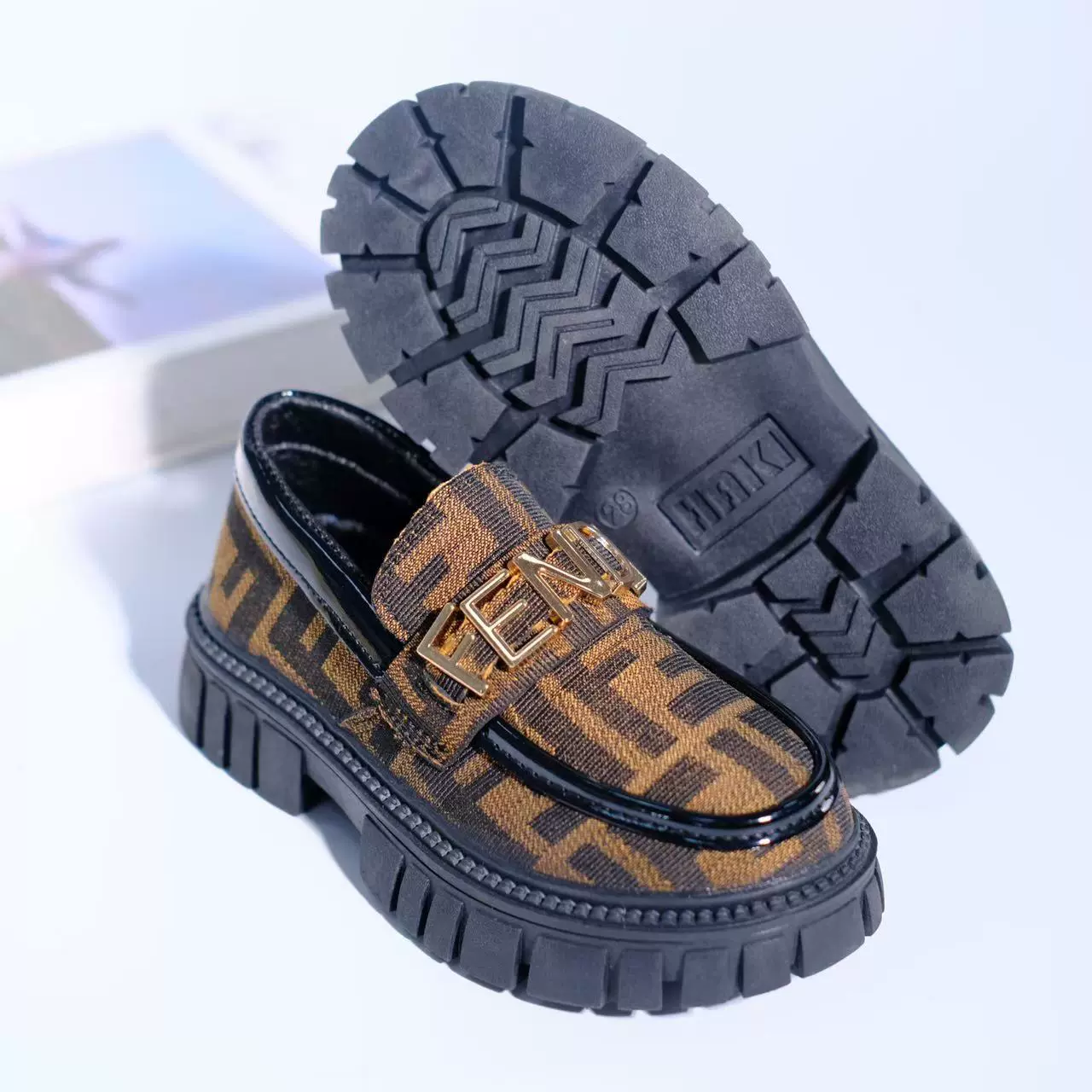 新款乐福鞋广奢芬家一脚蹬休闲皮鞋高端儿童套脚舒适便士鞋批发