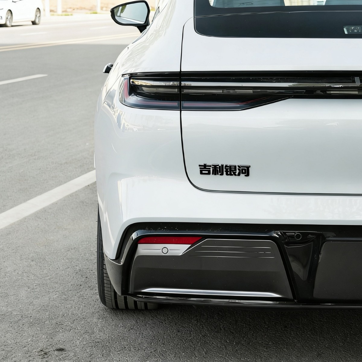 Suitable for Geely Galaxy E8 car rear emblem sticker, personalized blackened modification, Black Warrior, non-destructive coverage, non-destructive installation