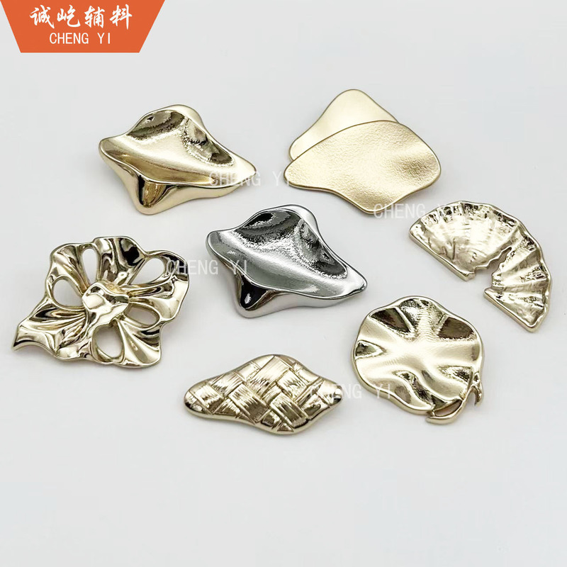 New Large-Sized Irregular-Shaped Metal Buttons for Hand-Sewing, Suitable for Fur Coats, Trench Coats, Sweaters, and Suit Jackets