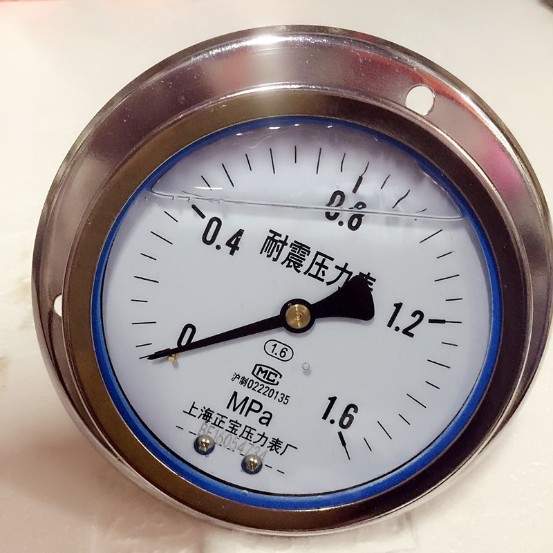 正宝耐震压力表轴向带边防震振YN-100zt 0-40mpa真空负压表液压气