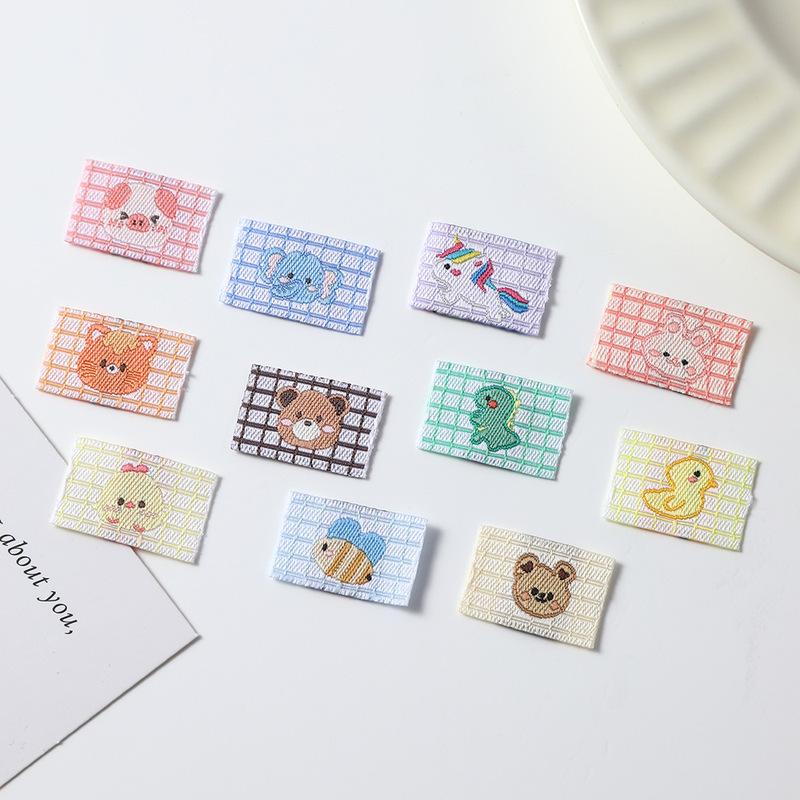 Hand Embroidered Hair Accessories, Back Labels, Cartoon Animal Woven Labels, Scarves, Hats, Jewelry Patches, Clothing Accessories