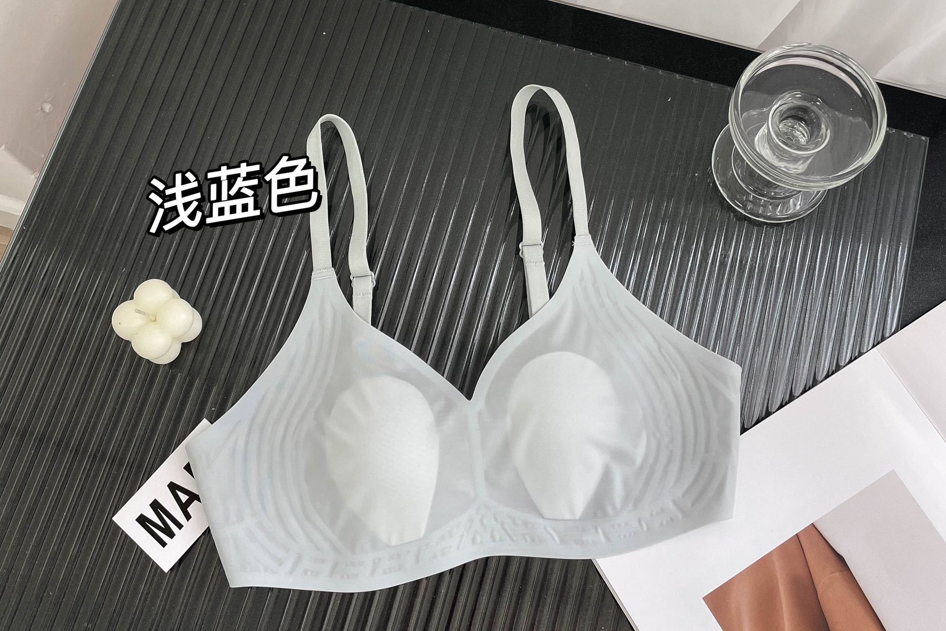 Alta calidad ultra-delgada de hielo jalea máscara de cristal taza de Orejas de conejo belleza ropa interior sin costuras se reunieron Sujetador deportivo para las mujeres