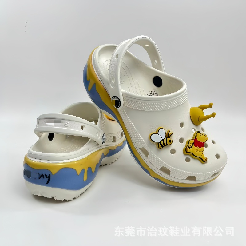 Croos nuevo oso Pooh nubes agujero zapatillas zapatillas de mujer zapatillas cordones flores lindos colgantes zapatillas