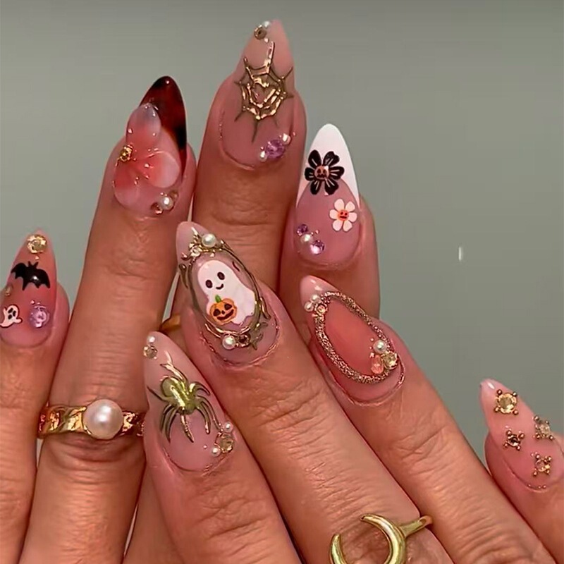 Cross-border new product: 30-piece Halloween party nail art set featuring ghosts, pumpkins, cartoon spiders, bats, and almond-shaped fake nails, wholesale Cross-border new product: 30-piece Halloween party nail art set featuring ghosts, pumpkins, cartoon spiders, bats, and almond-shaped fake nails, wholesale
