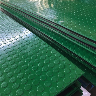 Color rubber board power distribution room insulation rubber board rubber anti-skid pad installation is simple and beautiful