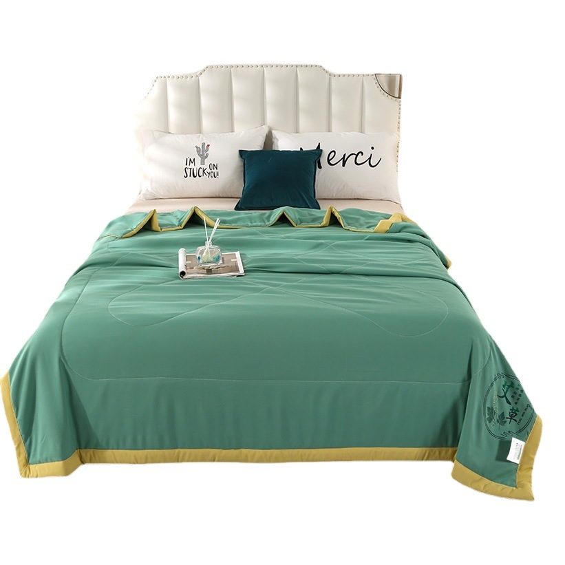 Mugwort Summer Cooling Quilt, Mosquito-Repellent Air-Conditioning Quilt, Machine Washable Thin Quilt, Wholesale Cotton Washable Quilt for Live Streaming