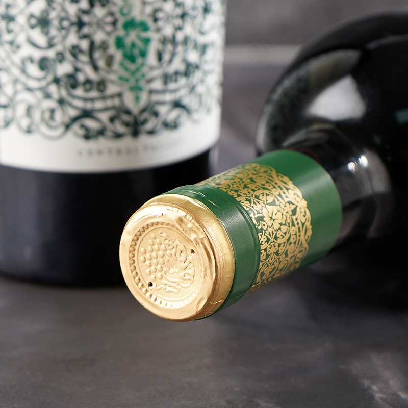 Wholesale distributor of single-bottle 750ml dry red wine with 13.5% alcohol content