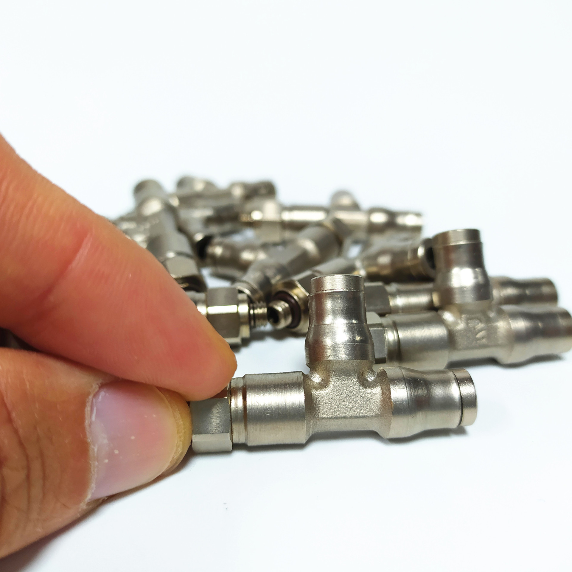 原装正品 Legris  乐可利 直T型螺纹接头 3693 BSPP和公制外螺纹