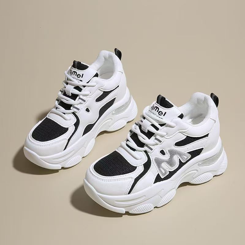 Explosiva de comercio exterior, aumento interno de las mujeres 2025 nuevos zapatos de papá deportivos de suela gruesa de verano, zapatos transpirables de malla de suela suave para mujeres