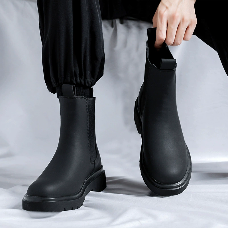 Европейские и американские ретро-ботинки челси на толстой подошве, увеличивающие рост, высокие, осенне-зимние, 2024, новый темный стиль, без застежек, модные мужские мотоциклетные ботинки