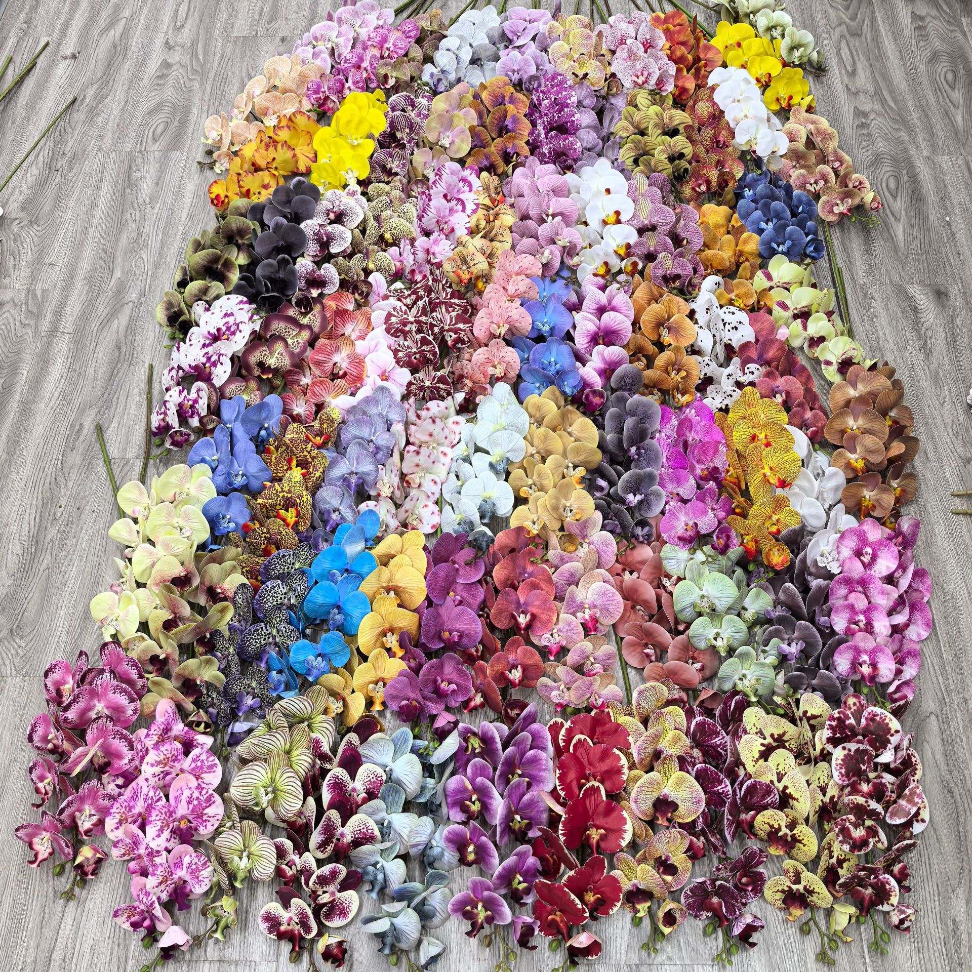 9 Heads of Phalaenopsis Artificial Flowers Wedding Home Flower Arrangement Wedding Room Decoration Decorative Flowers Outdoor Shooting Artificial Flowers