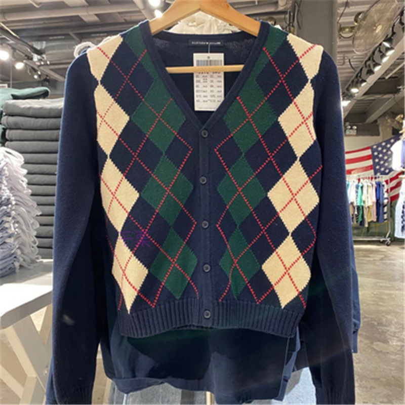 bm Style European and American Style Diamond Plaid V Neck Knitwear bm Knitwear Long-sleeved Single-breasted Cardigan Outwear for Women