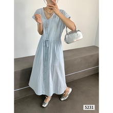 【半价清】韩系文艺夏季新款显瘦简约时尚百搭收腰短袖V领连身裙
