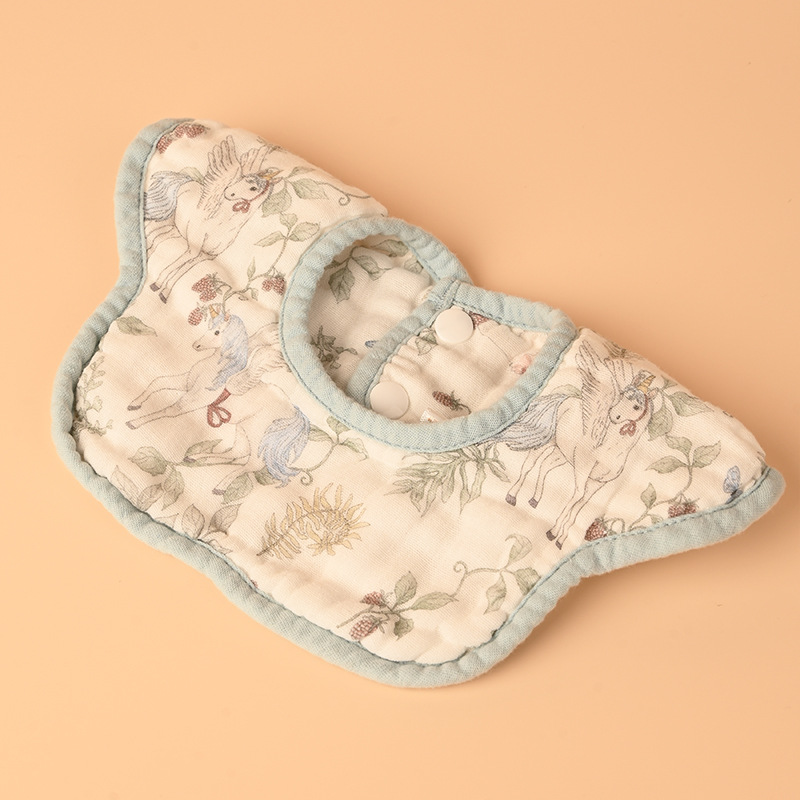 천마 과일을 찾는 여덟 겹의 꽃잎