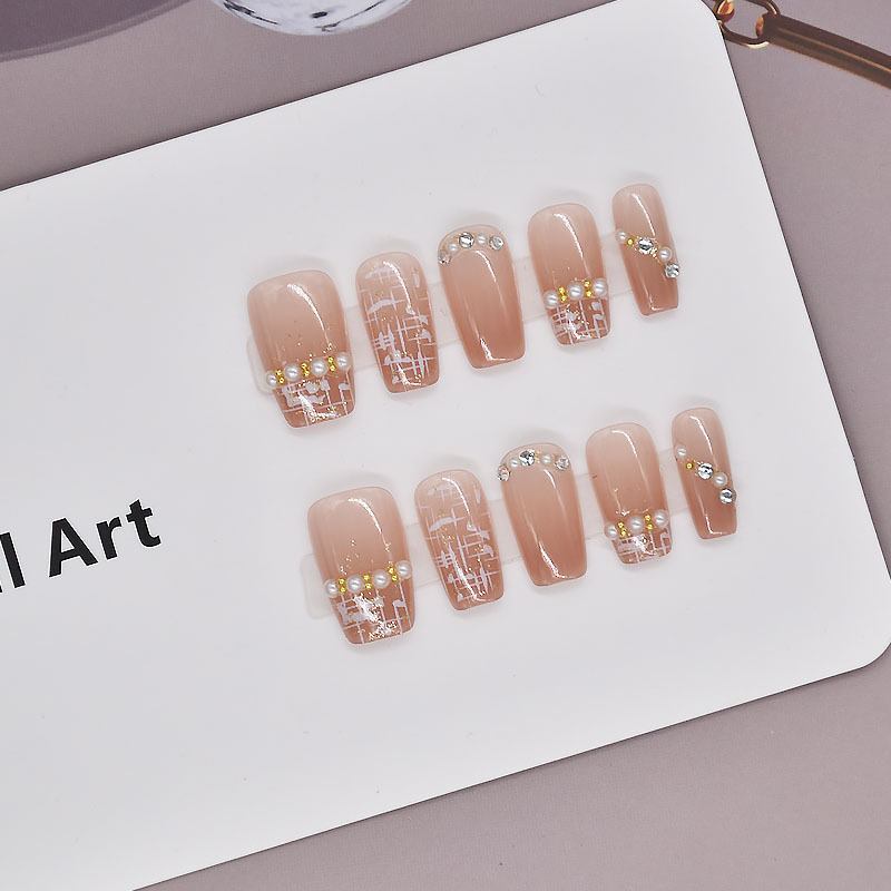 10 piezas de primavera <unk> viento manicure parche manicure falso manicure al por mayor productos terminados desmontables blanqueamiento explosivo usar uñas
