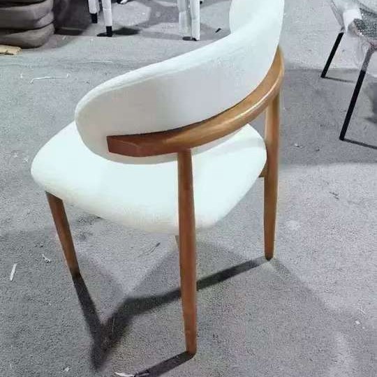 호두나무색 프레임 양털