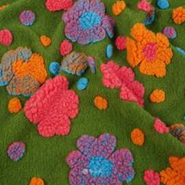 千层酥弹力 绿色底彩色大花朵针织羊毛布料毛衣外套手工diy面料