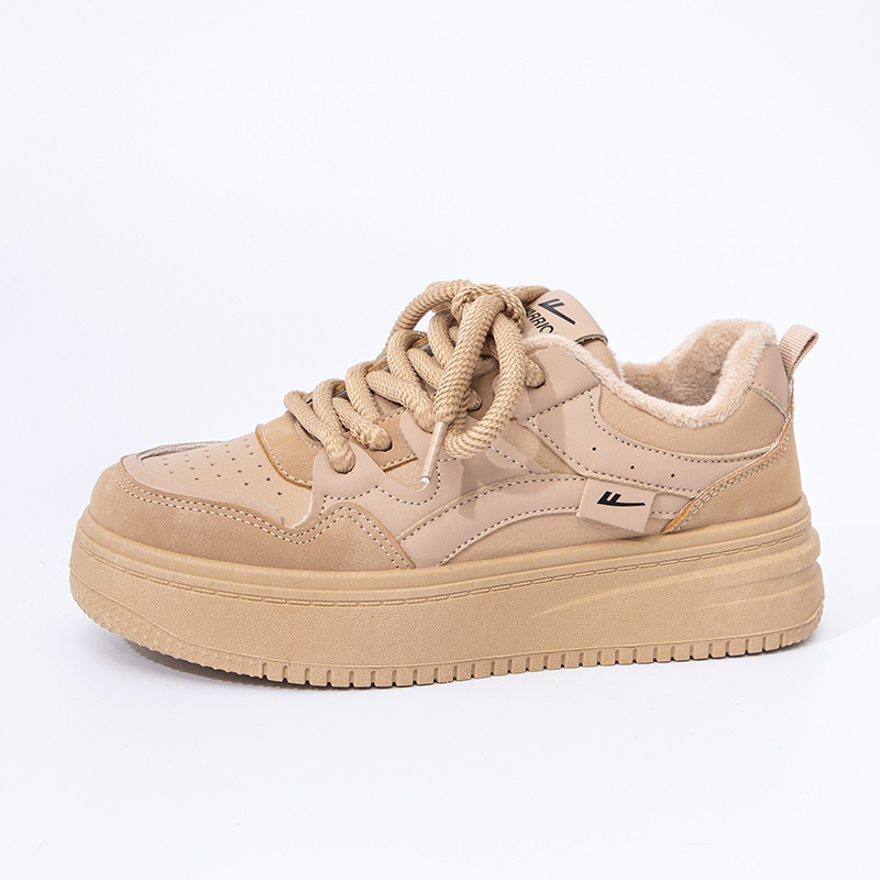 Zapatos cálidos cómodos con cuero de veludo, alto valor de estilo académico, zapatos blancos con suela gruesa, zapatos de algodón de moda.