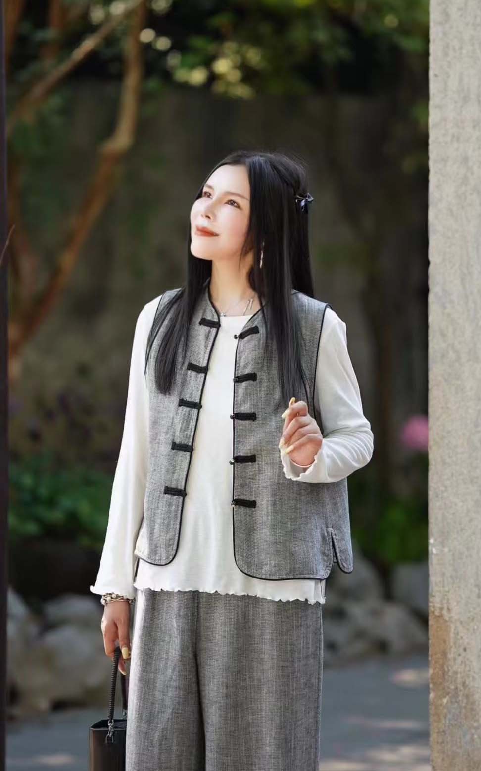 2025 nuevo estilo de otoño estilo nacional de color sólido nuevo estilo chino vertical collar botón de mujer chaleco chaleco corto