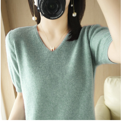 잔디 녹색