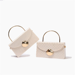 イブニングバッグ アクリルパールウォレット シングルショルダー クロスボディバッグ シングルショルダー クロスボディ かわいい アイボリー パールカラー クラッチバッグ