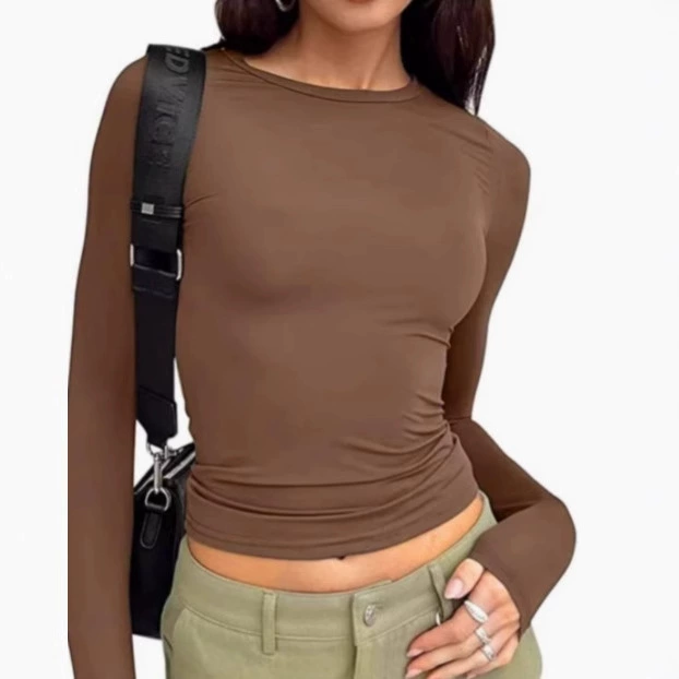 Весна и осень Новый европейский и американский стиль Сплошной цвет с круглым вырезом Тонкая модная футболка с длинным рукавом Нижняя рубашка Топ Женский 10 цветов 5 размеров