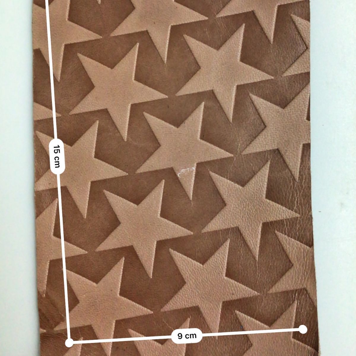 彩鸿牛皮革压五角星纹水染油腊真皮箱包鞋子皮革面料头层黄牛皮