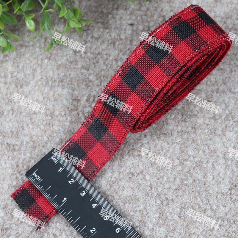 길이 1.8 m * 폭 2.5cm (빨간색과 검은 색 격자 무늬)