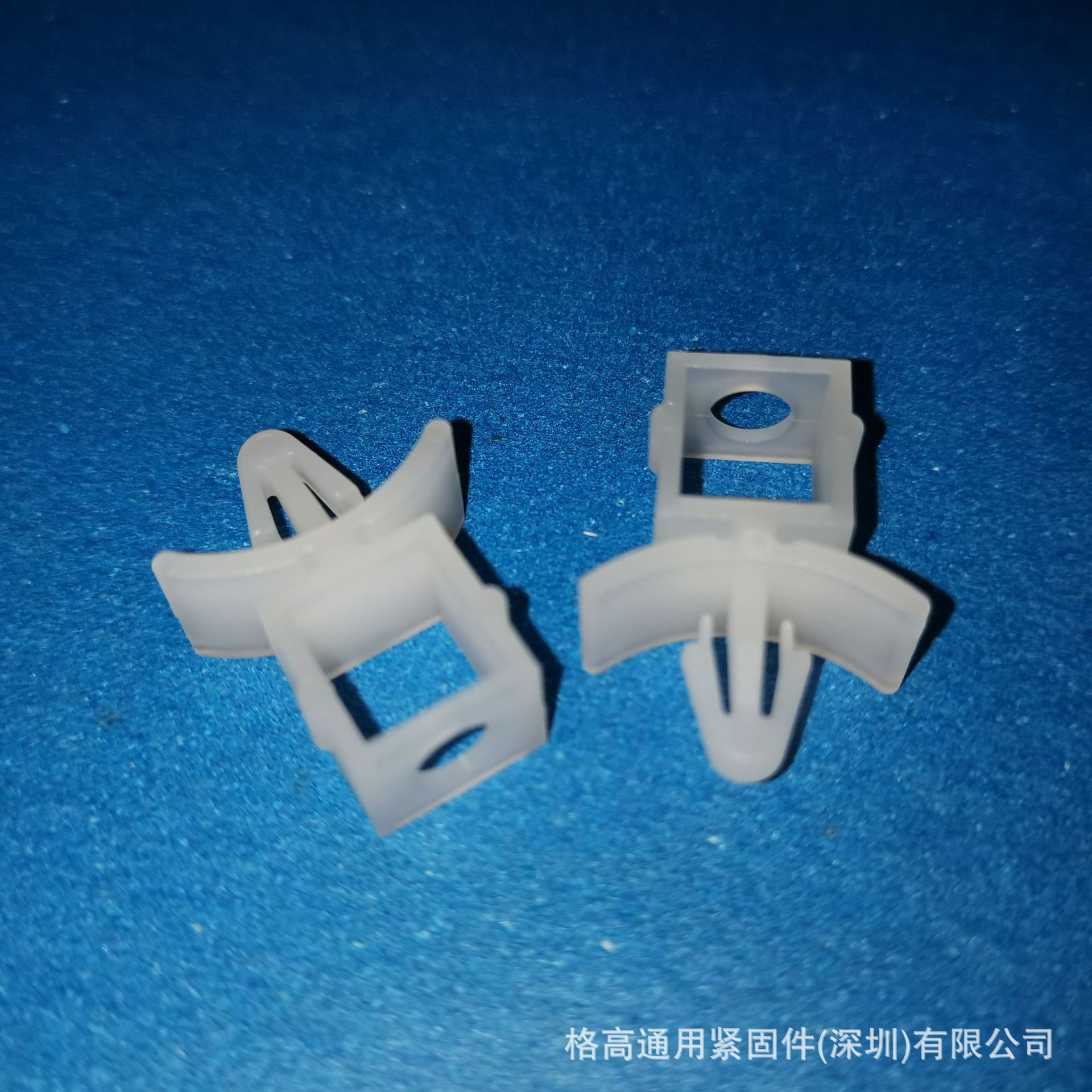 尼龙本色马鞍型 卡孔式安装线夹GCBSS系列,方形叠加式束线座卡孔4