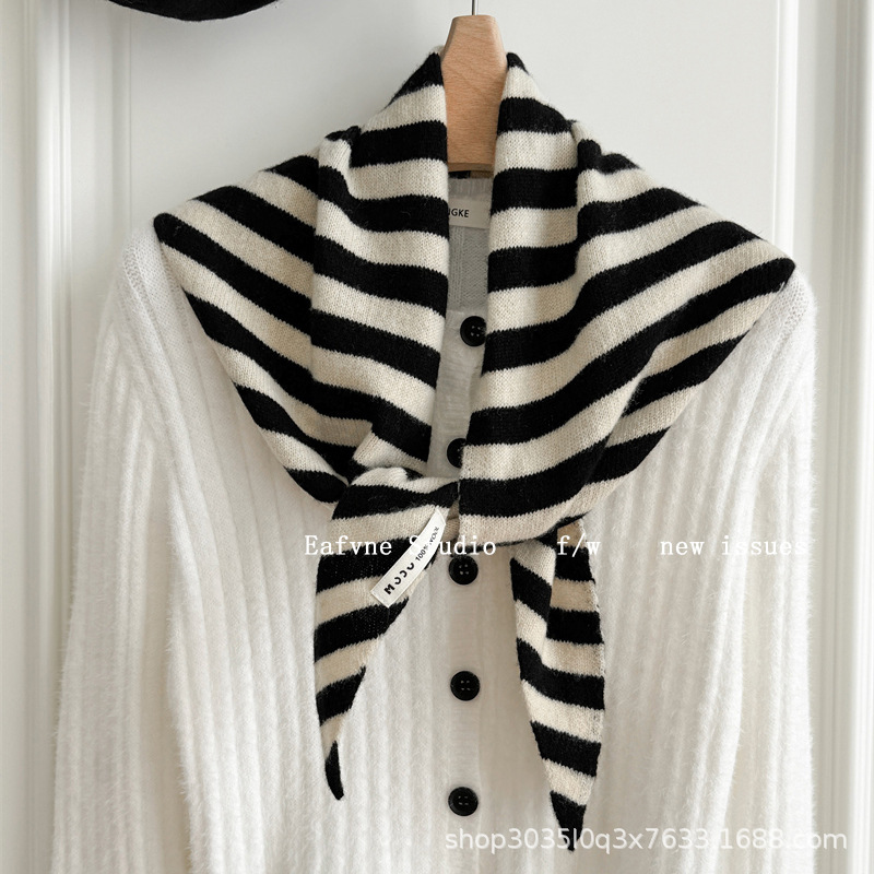 Casual and Low-Key Australian Wool Triangle Scarf Knitted Stripesd Scarf Women's Multi-Functional Small Scarf