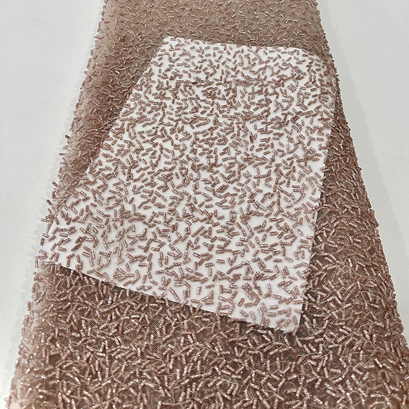 Nuevo oro de polvo de cuentas de tubo bordado tela de vestido de boda infantil tela de bordado de cuentas de fábrica de tela de bordado en stock