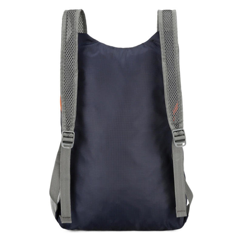 Mochila ligera de color sólido al por mayor de gran capacidad a prueba de agua de viaje para hombres y mujeres Mochila deportiva ultraligera al aire libre