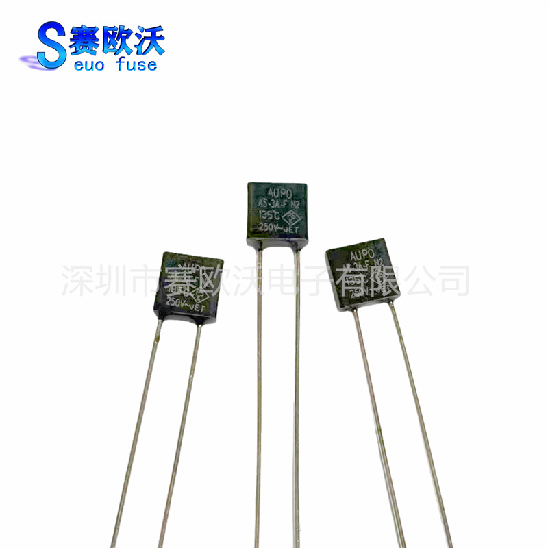 AUPO雅宝方形温度保险丝A5-3A-F 3A250V 135度 合金型方块保险管