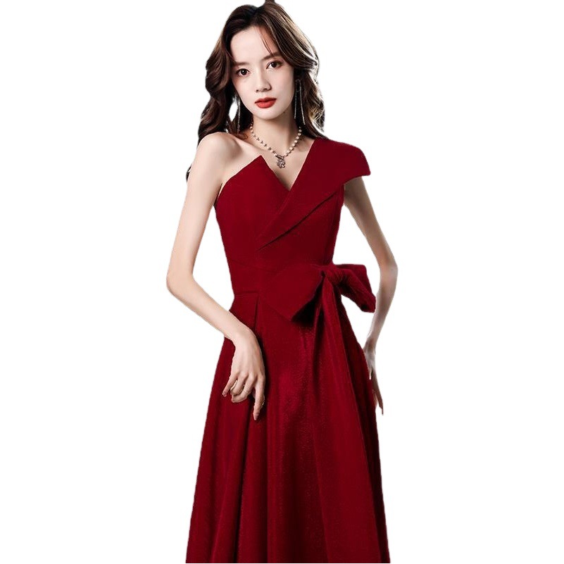 Vestido tostado novia vino rojo verano estilo de un hombro vestido largo orden boda de regreso a la puerta Gracias banquete vestido de noche