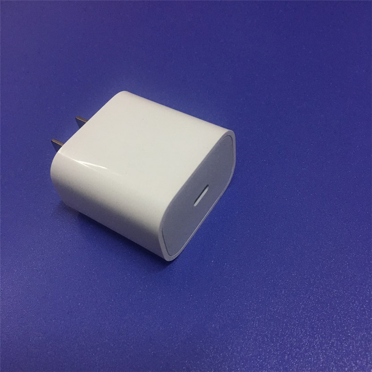 PD20W快充PD协议+QC双口充电器现货过证适用广泛18W快充出货快速