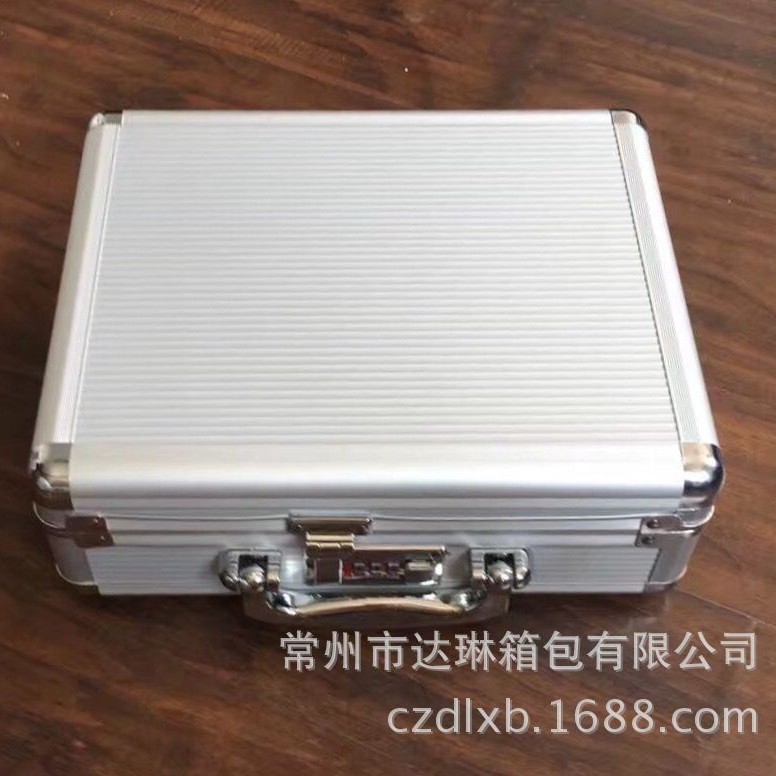 新款密码箱 精致仪器箱 防震收纳箱  小型礼品箱 铝箱