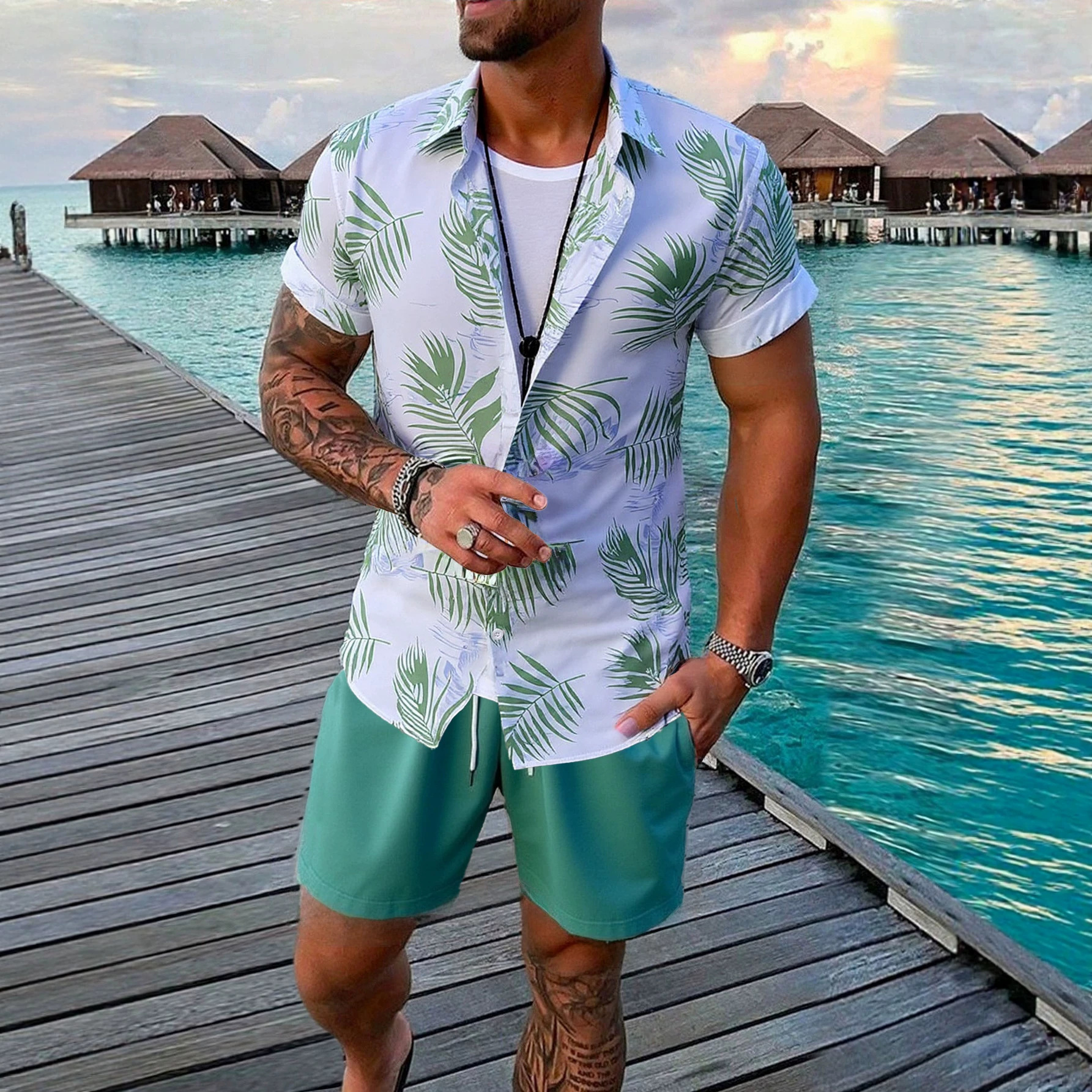 Transfronterizo amazónico hombre con solapa tropical hoja impresa camiseta pantalones cortos set de playa de vacaciones casuales set de dos piezas