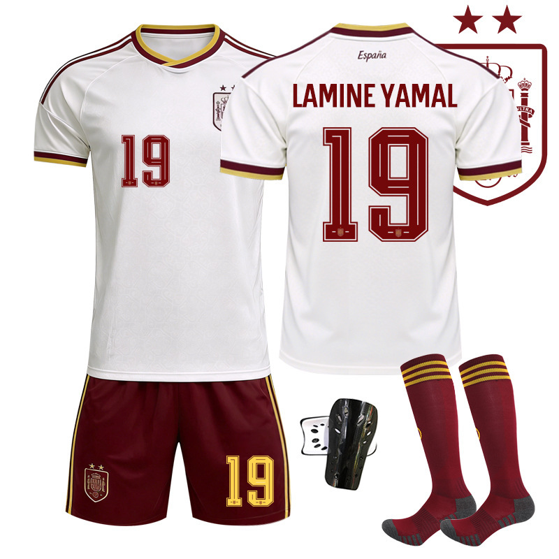 İspaniya yığma komandası futbol forması 9, 19, 20 nömrə