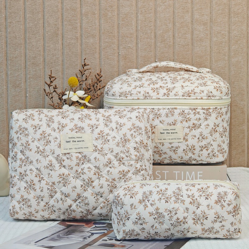 Cotton Cosmetic Bag Travel Large Capacity Storage Bag Student Small Floral Japanese and Korean-style Portable Quilted Cotton Ins Bag Cotton Cosmetic Bag Travel Large Capacity Storage Bag Student Small Floral Japanese and Korean-style Portable Quilted Cotton Ins Bag